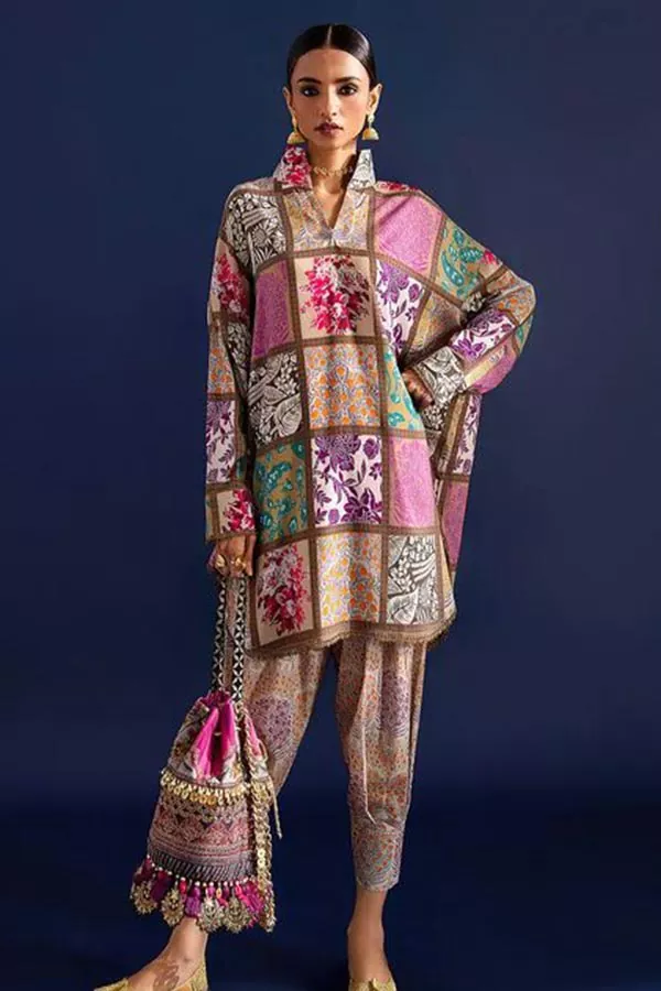 DF-V232C: Sana Safinaz 3Pc Printed Karandi Dress