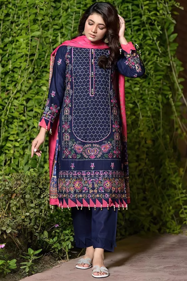 DF-1771: Bareeze 3Pc Embroidered Khaddar Dress