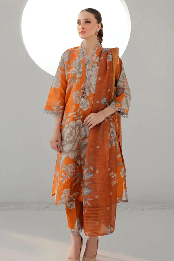 DF-1820: Baroque 3Pc Printed Karandi Dress