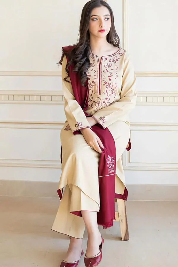 DF-1844: A Sling 3Pc Embroidered Dhanak Dress