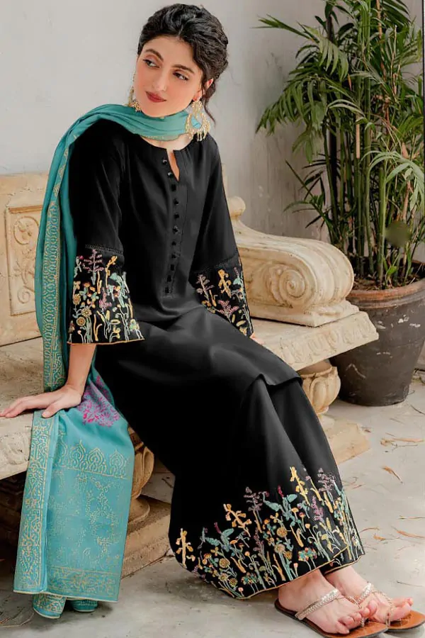 DF-1846: Zara Shahjahan 3Pc Embroidered Khaddar Dress
