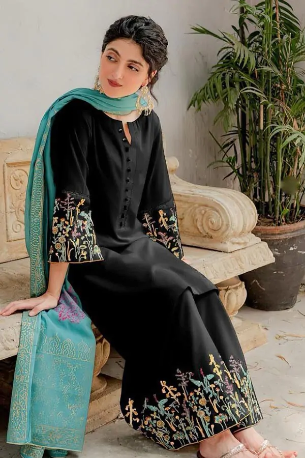 DF-1846: Zara Shahjahan 3Pc Embroidered Lawn Dress